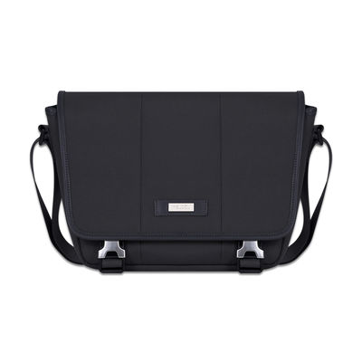 Le sac de messagerie de Melcou